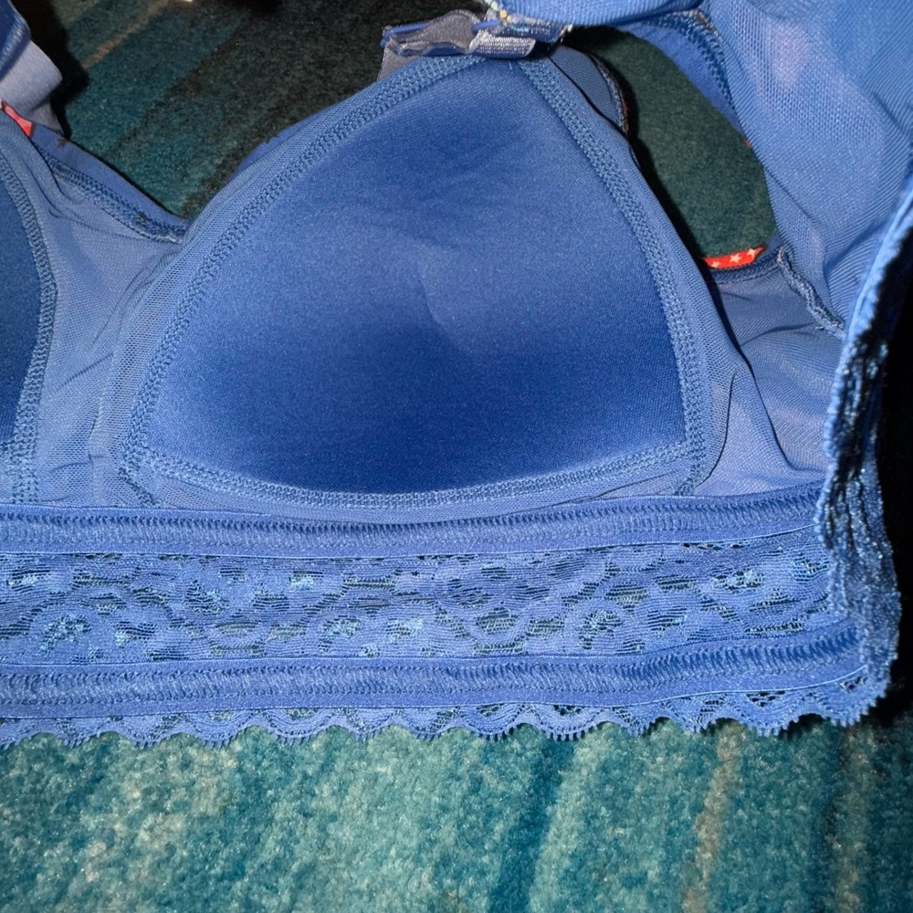 Torrid Playful Rainbow Lips Bralette- Size- 2-2X - Picture 8 of 10